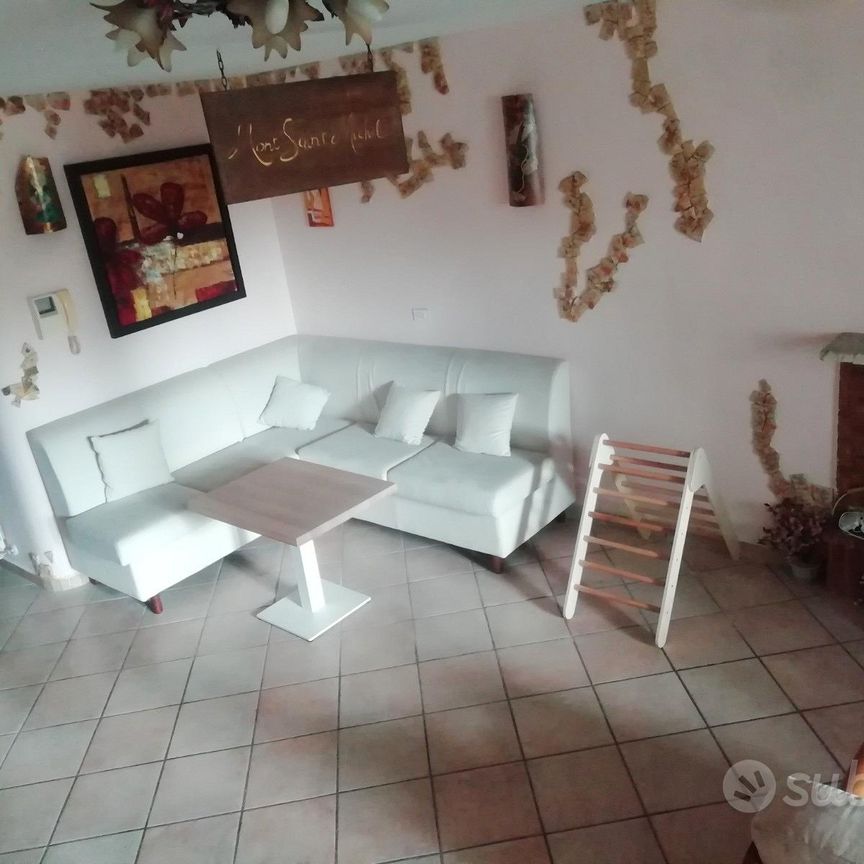 Taverna in villino a schiera - Photo 1