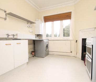 1 bedroom maisonette to rent Limes Road, Weybridge, KT13 - Photo 3