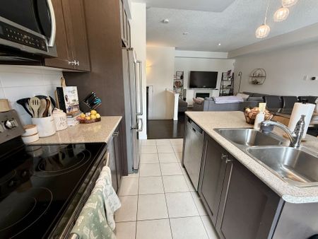 For Lease - 42 Bert Tait Lane, Whitchurch-Stouffville, Ontario - Photo 5