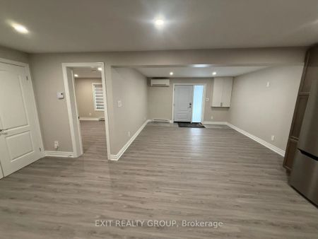 26 Athabaska Drive #B - Photo 2