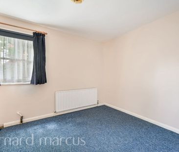 Westbury Road - Photo 3