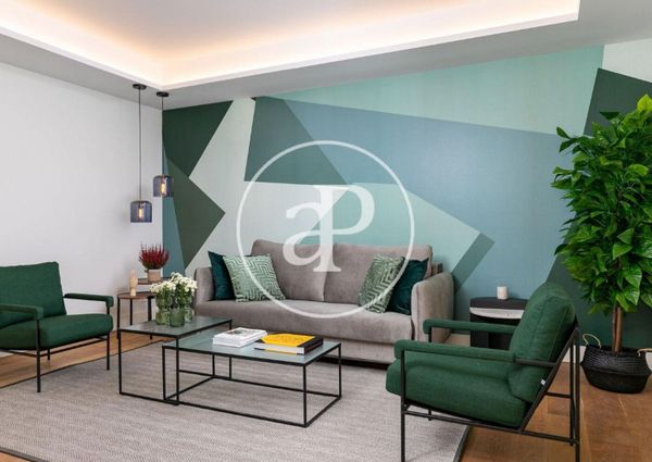 Flat with terrace for rent in Goya (Madrid)