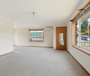 Low maintenance family home - Photo 1