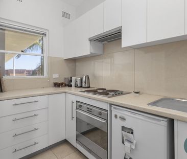 Tranquil Furnished Studio - Photo 4