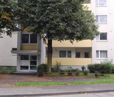 Demnächst frei! 2-Zimmer-Wohnung in Monheim am Rhein Baumberg - Photo 1