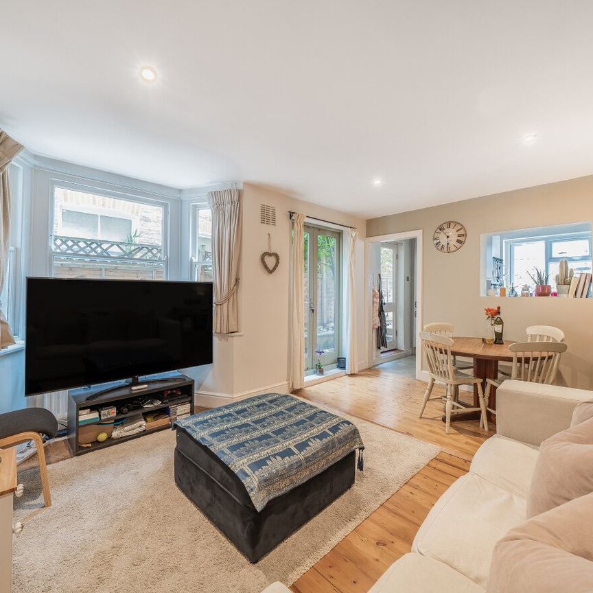 Brayburne Avenue, London, SW4 - Photo 1