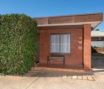 2/270 Fernleigh Road, Ashmont, NSW 2650 - Photo 4
