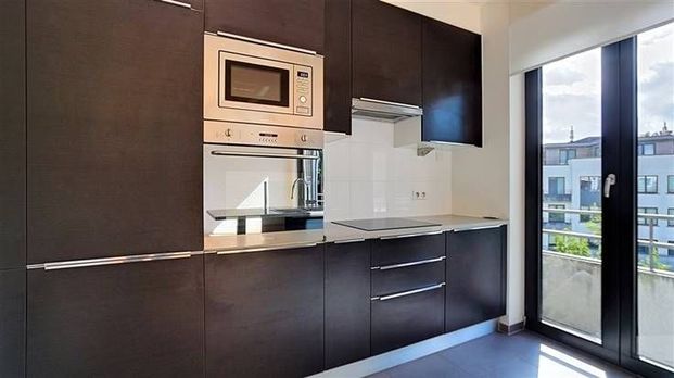 Appartement te huur - Photo 1