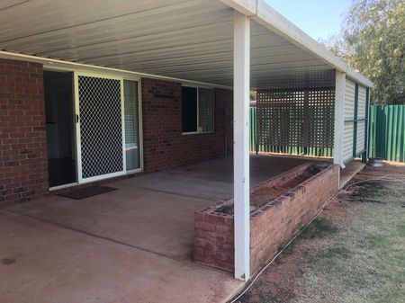 VERY SECURE & PRIVATE 3X2 WAITING FOR YOU!! - Photo 5