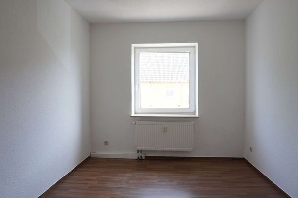 Helle 4-Zimmer Maisonette-Wohnung in Plaue - Photo 1