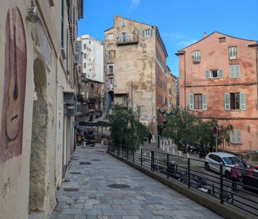 BASTIA CENTRE ANCIEN - Appt T3 - Photo 3