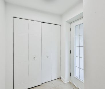 1760 Ch. St-Charles, app.100, J6W 3R3, Terrebonne - Photo 1