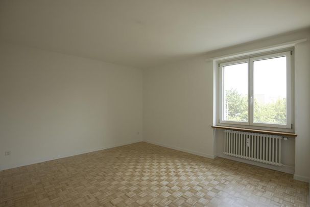 Helle Wohnung mit Balkon - Photo 1