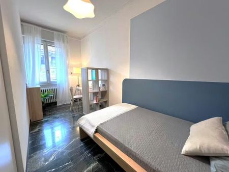 Via Santa Maria Maggiore, Bologna, Emilia-Romagna 40121 - Photo 5