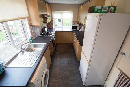 Trelawn Crescent, Headingley, LS6 3JW, Leeds - Photo 5