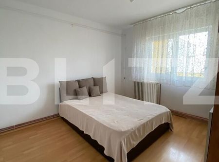 Apartament 2 camere, decomandat, 54mp, balcon, pet friendly, zona UMF - Photo 3