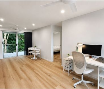 Modern Boutique Smithfield Apartment For Rent | Walk to JCU - Photo 1