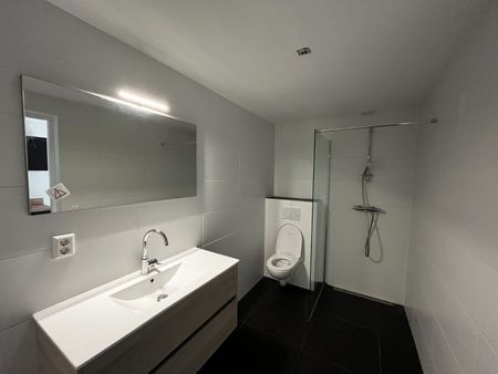 Appartement te huur: Eikelaan 84-E 1561 CG Krommenie - Photo 2