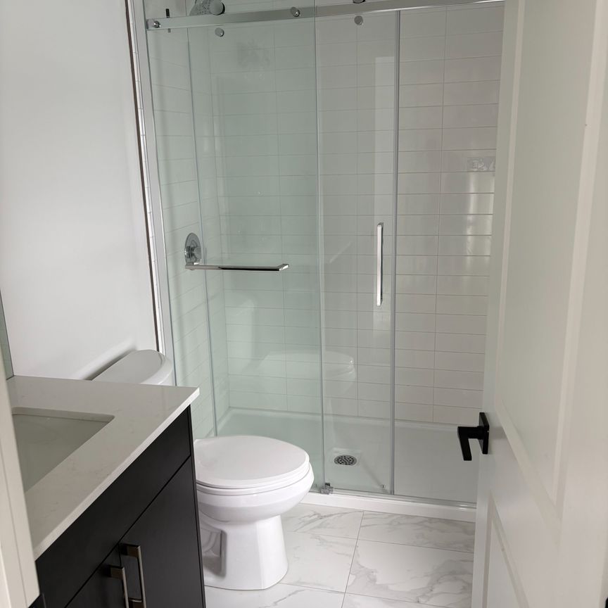 For Lease - 235 Kennington Way Unit# 37, London South, Ontario - Photo 1