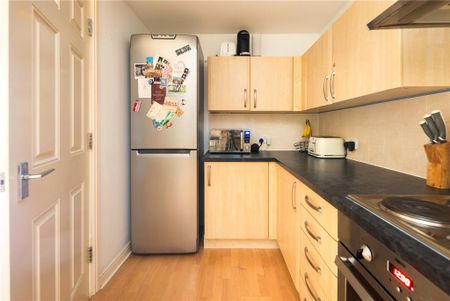 2 bedroom flat to rent - Photo 5