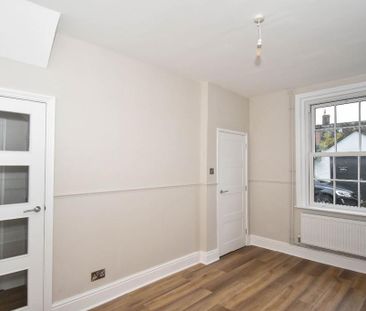 3 bedroom detached house to rent - Photo 6