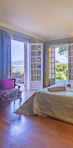 Rental Villa Ajaccio 7 Rooms 250 m² - Photo 1