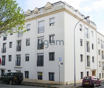 Location Appartement 1 pièce 26m² LA ROCHE SUR YON 85000 - Photo 5