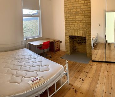 Room in a Shared House, Billington Road, SE14 - Photo 1