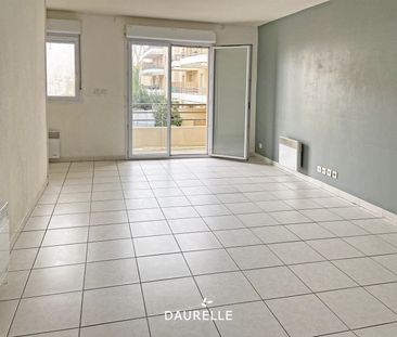 Location Appartement 2 pièces 48m² CHATEAURENARD 13160 - Photo 1