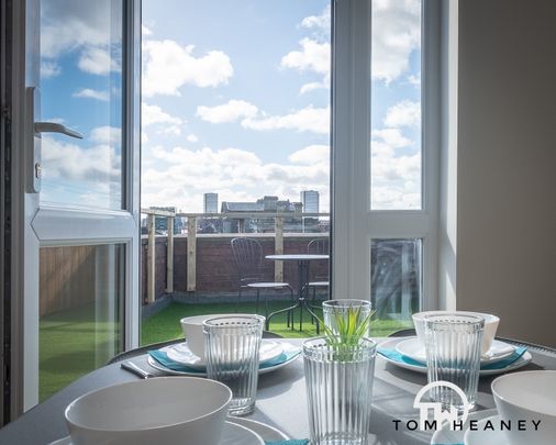 Upper Flat 34 North Bridge Street Room 4 - Photo 1