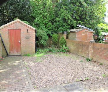 3 bedroom semi-detached house to rent - Photo 5