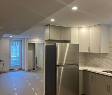 For Lease - 1042 Kingpeak Crescent, Pickering, Ontario - Photo 5