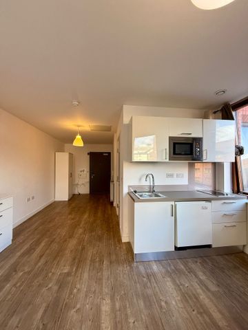 Moorfields, Liverpool, L2 - Photo 3