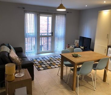 95c Eglantine Avenue, Belfast, BT9 6EX - Photo 1