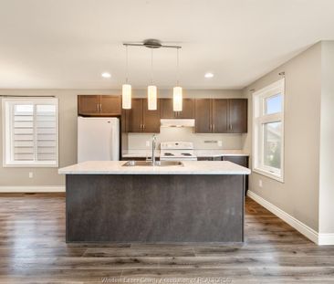 For Lease - 766 Irvine Avenue, Windsor, Ontario - Photo 3