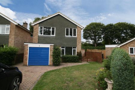 4 bedroom detached house to rent - Photo 4