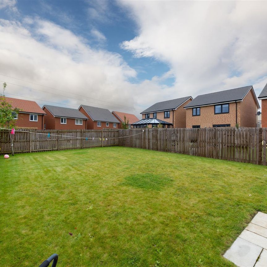 4 bed detached house to rent in Speckledwood Way, Great Park, NE13 - Photo 1