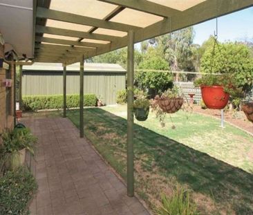 4-Bedroom Family Home in Prime Aberfoyle Park Location - Photo 6