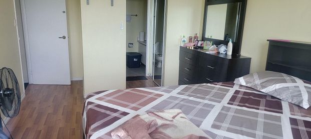 For Lease - 10 Markbrook Lane Unit# 1407, Toronto, Ontario - Photo 1