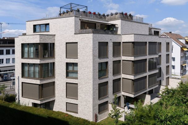 2.5 Zimmer, 78 m², 3. Stock - Photo 1