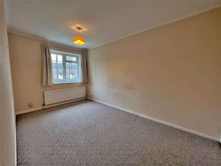 Woking, Surrey, GU22 - Photo 3