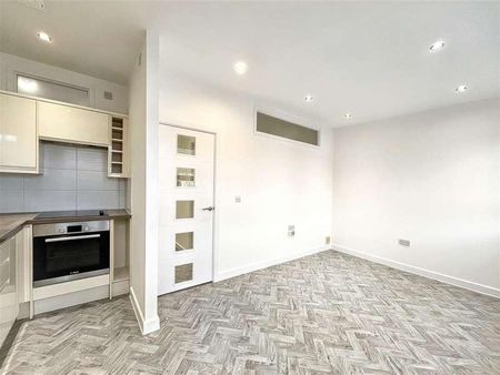 Norwich, NR1 - Photo 2