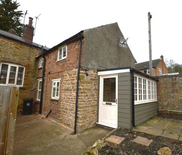 Cottage to rent on - Photo 3