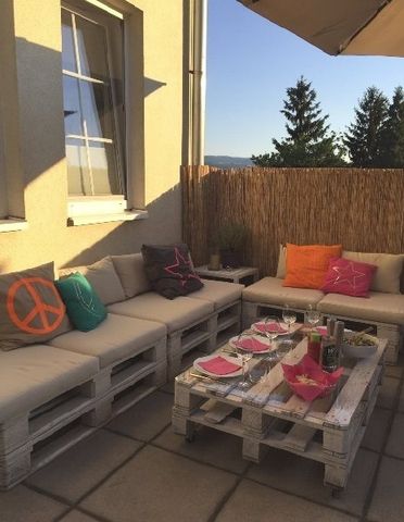 ENTZÜCKENDE WOHNUNG MIT TERRASSE UND AUTOSTELLPLATZ IN KREMS NÄHE DPU / IMC / Donau-Uni - Photo 2