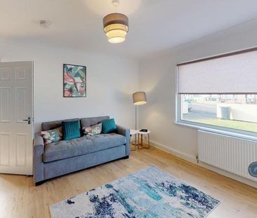 1 bedroom in a house share to rent - Photo 3