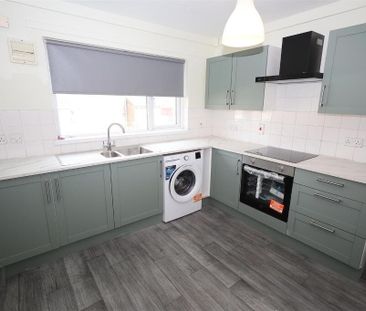 95 Bleach Green Avenue, Newtownabbey, BT37 0BZ - Photo 3