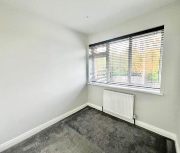 4 bedroom semi-detached house to rent - Photo 1