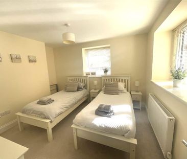 7 Esplanade Gardens, YO11 2AW, Scarborough - Photo 4