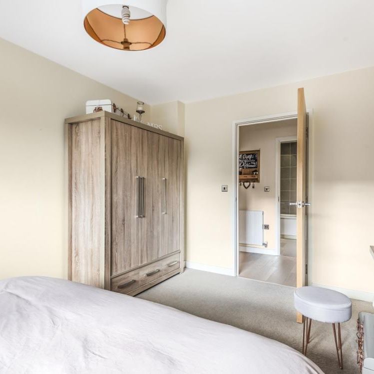 Clapham Road, Clapham SW4 - Photo 1