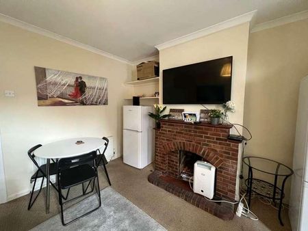 : George Road, Guildford, - En Suite, GU1 - Photo 4